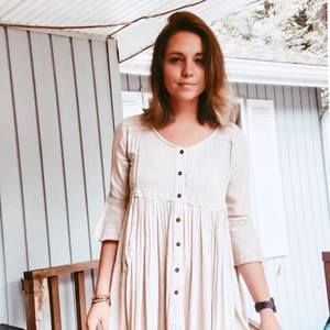 Meet your Posher, Kayla